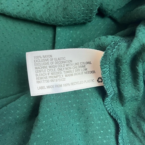 A New Day Target Green Smocked Blouse Size XS Extra Small NEW - Picture 5 of 7